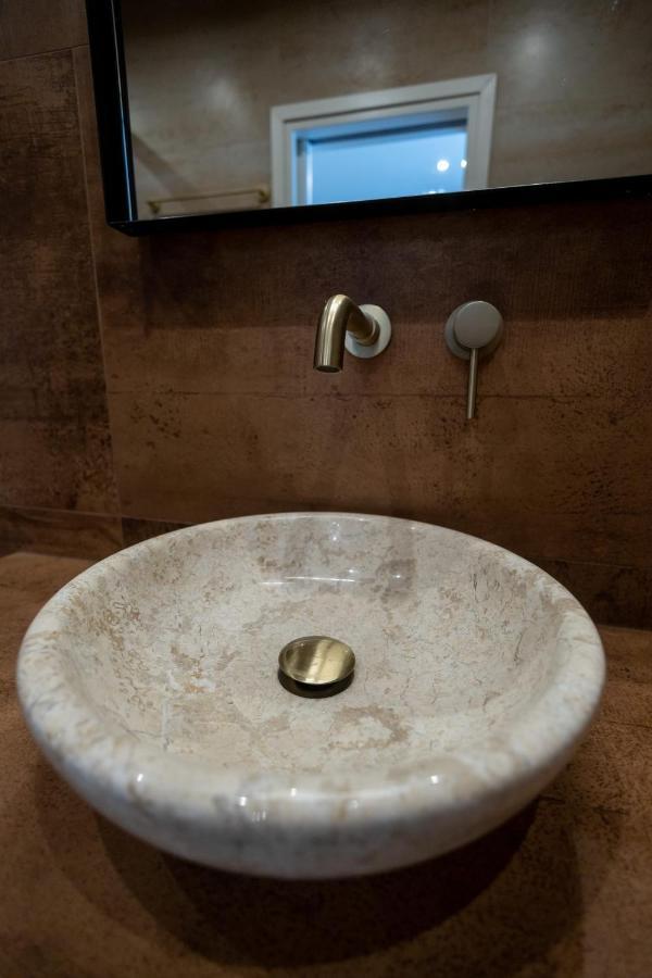 Triple A - Prime Location - Between Monastiraki & Syntagma Square-Free Parking! Atenas Exterior foto
